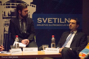 Ogledalo demokracije 14