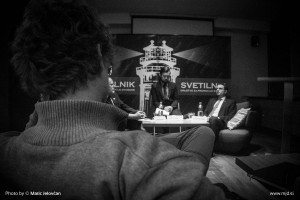 Ogledalo demokracije 15