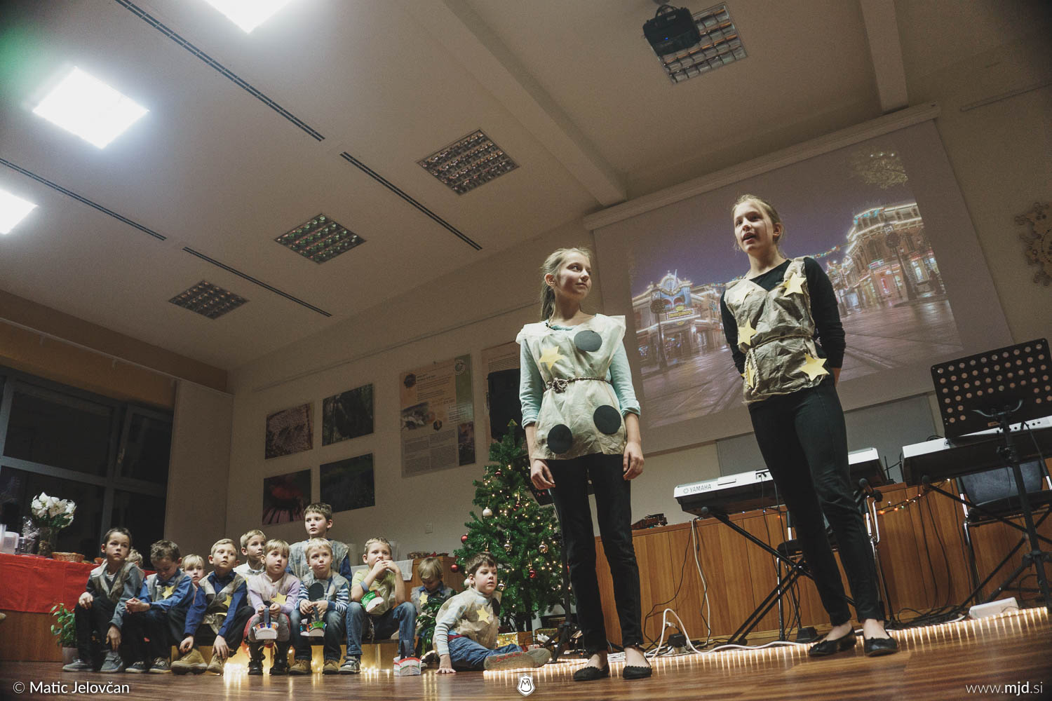 20161211 182608 DSC02332 fullsize - "Poseben Si" Christmas Children's show in Radovljica