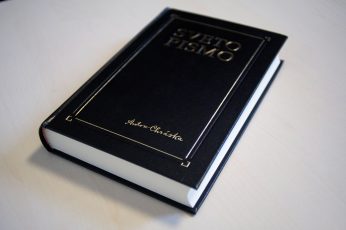 112448 DSC01391 10mp 1 346x230 - "New" Chráska Bible in Slovene